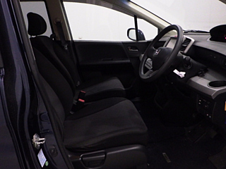 HONDA FREED 2010