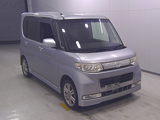 DAIHATSU TANTO 2010