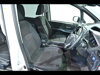 TOYOTA NOAH 2017