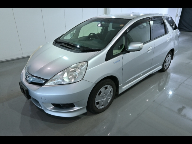 HONDA FIT SHUTTLE 2013