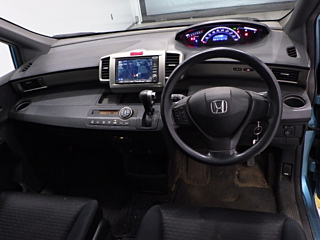 HONDA FREED 2010