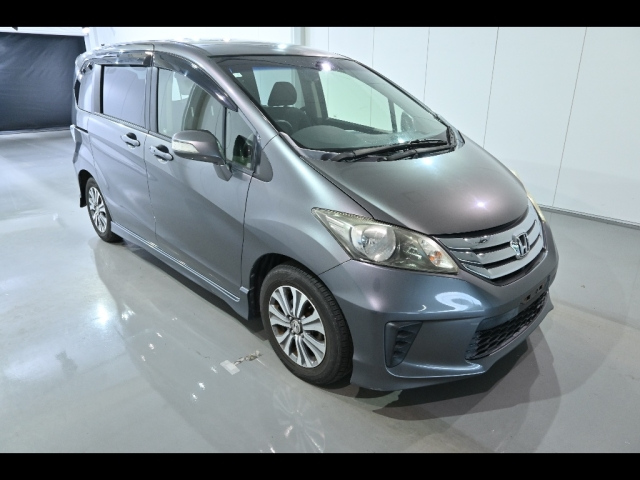 HONDA FREED 2012