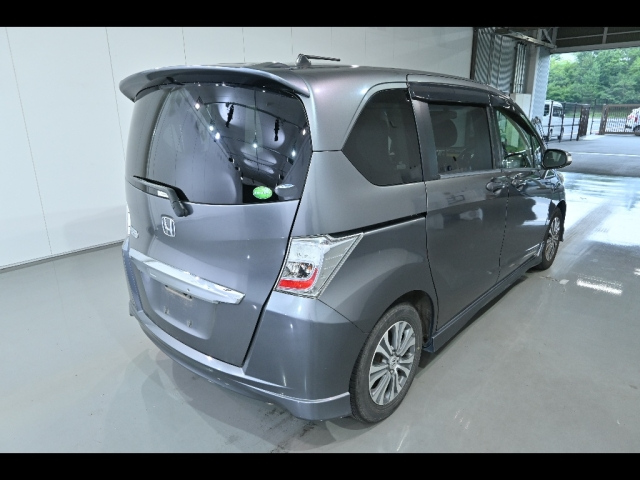 HONDA FREED 2012