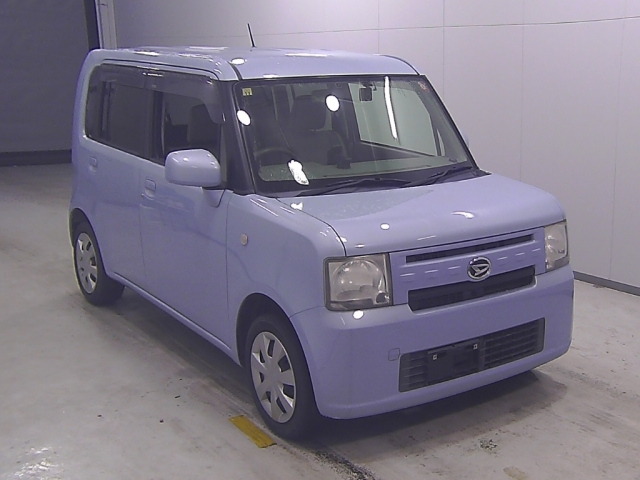 DAIHATSU MOVE CONTE 2016