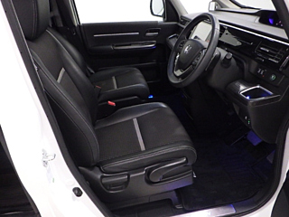 HONDA STEP WAGON 2016