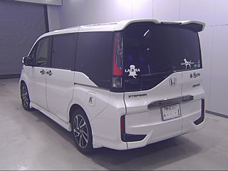 HONDA STEP WAGON 2016