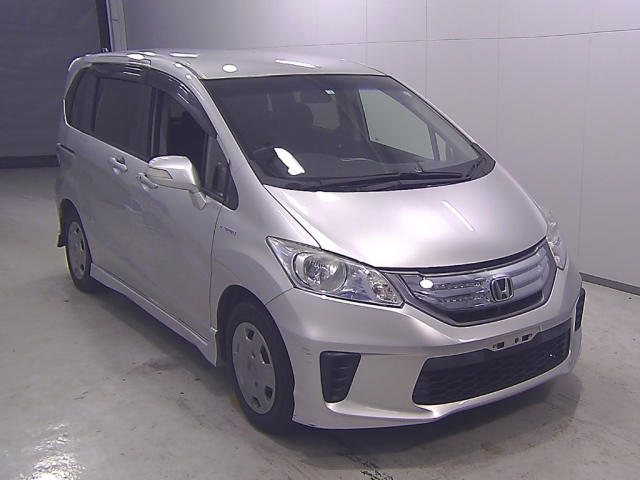 HONDA FREED 2012