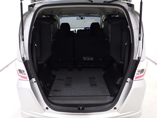 HONDA FREED 2012