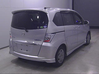 HONDA FREED 2012