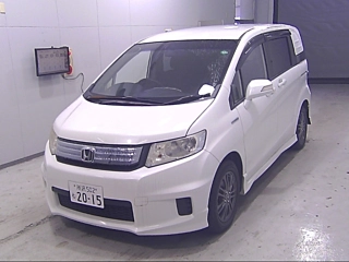 HONDA FREED 2013