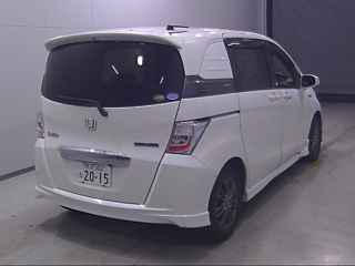 HONDA FREED 2013