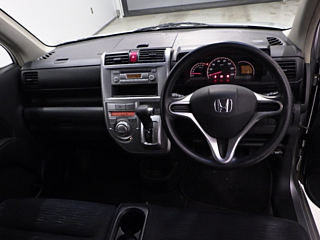 HONDA ZEST 2009