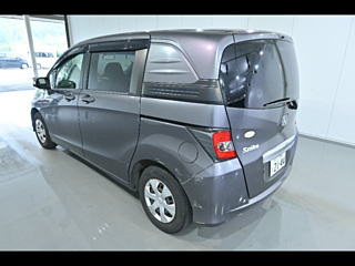 HONDA FREED 2015