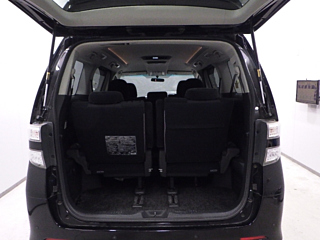 TOYOTA VELLFIRE 2010
