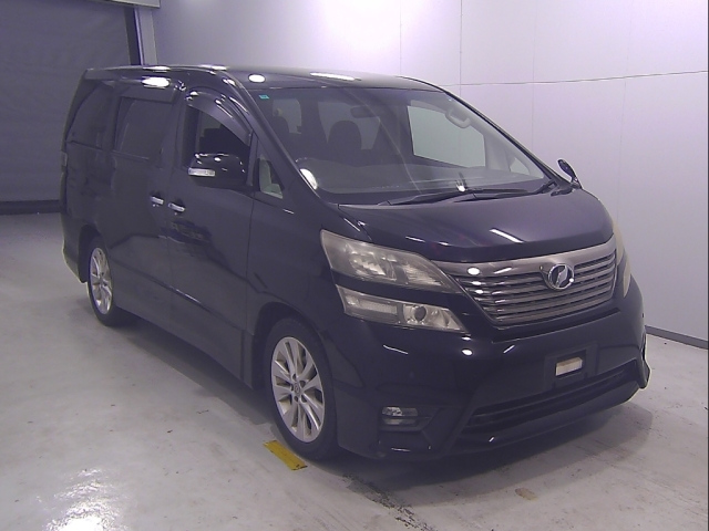 TOYOTA VELLFIRE 2010