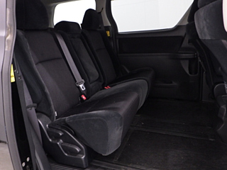 TOYOTA VELLFIRE 2010