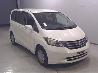 HONDA FREED 2008