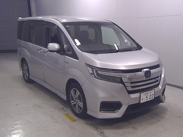 HONDA STEP WAGON 2017