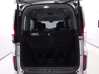 HONDA STEP WAGON 2017