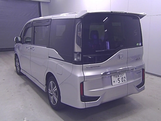 HONDA STEP WAGON 2017