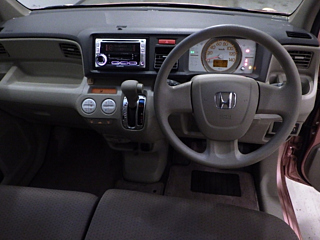 HONDA LIFE 2010