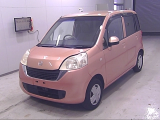 HONDA LIFE 2010