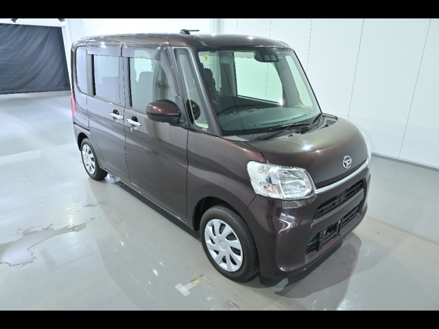 DAIHATSU TANTO 2018