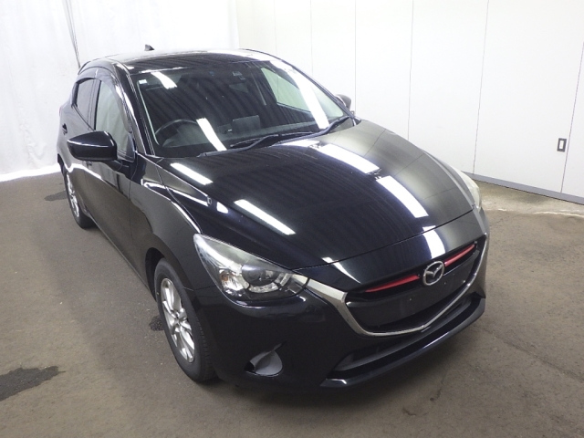 MAZDA DEMIO 2015