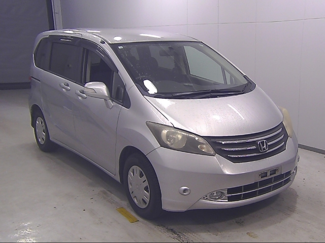 HONDA FREED 2008
