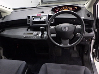HONDA FREED 2008