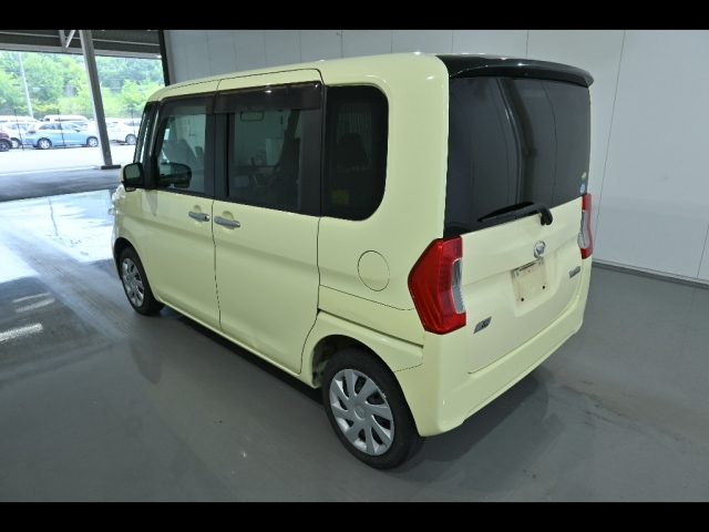 DAIHATSU TANTO 2014