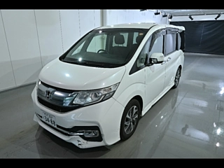 HONDA STEP WAGON 2017