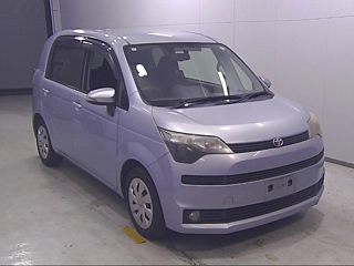 TOYOTA SPADE 2013