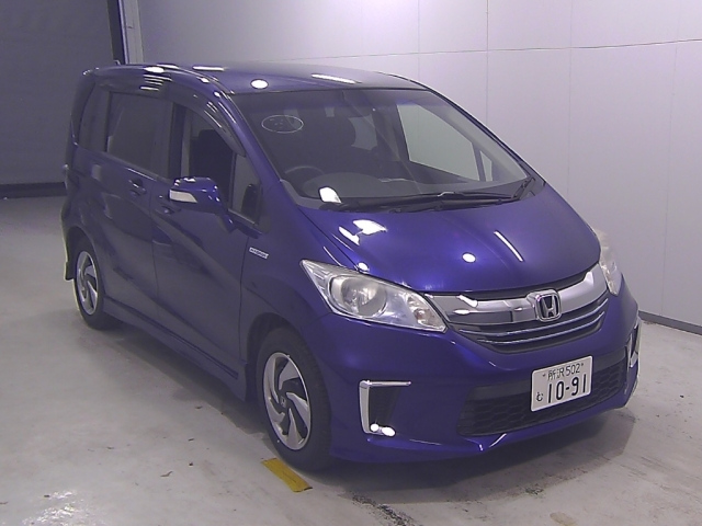 HONDA FREED 2016