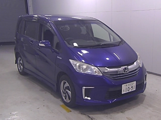 HONDA FREED 2016