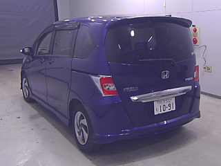 HONDA FREED 2016
