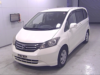 HONDA FREED 2010