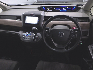 HONDA FREED 2022