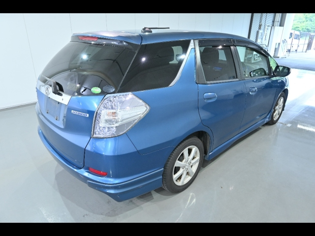 HONDA FIT SHUTTLE 2013