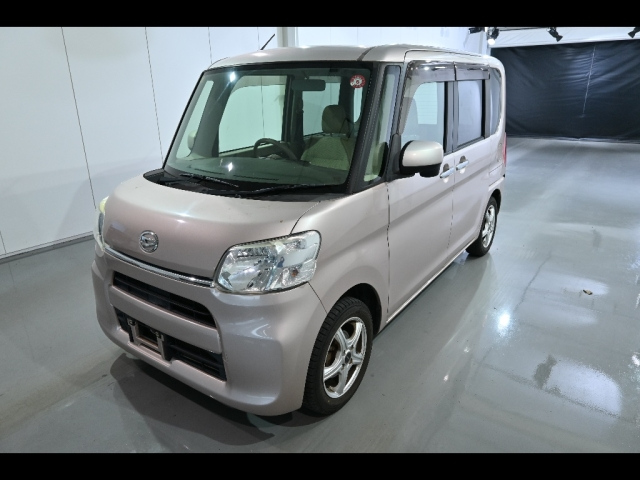 DAIHATSU TANTO 2014
