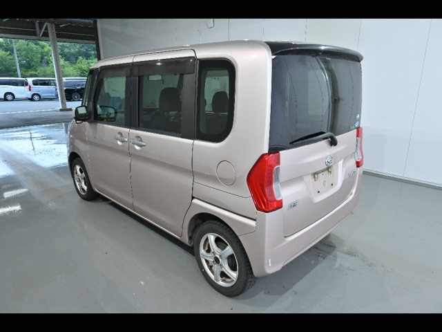 DAIHATSU TANTO 2014