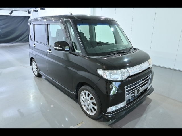 DAIHATSU TANTO 2008