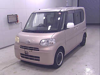 DAIHATSU TANTO 2010