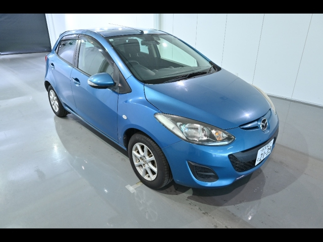 MAZDA DEMIO 2011