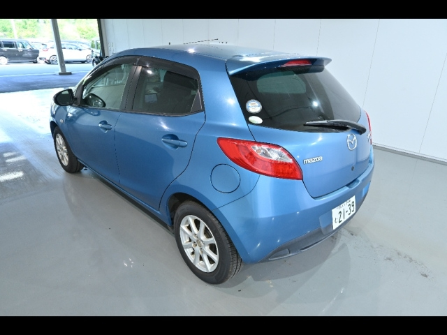 MAZDA DEMIO 2011