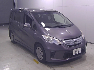 HONDA FREED 2013