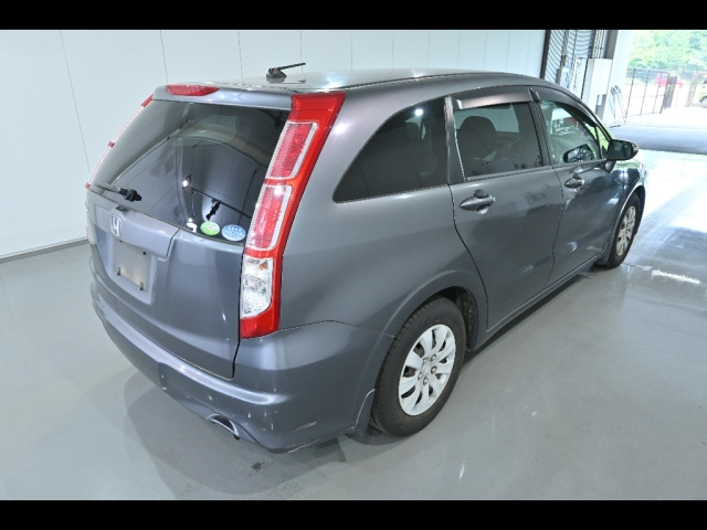 HONDA STREAM 2010