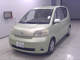 TOYOTA PORTE 2009