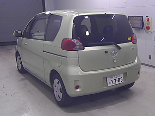 TOYOTA PORTE 2009