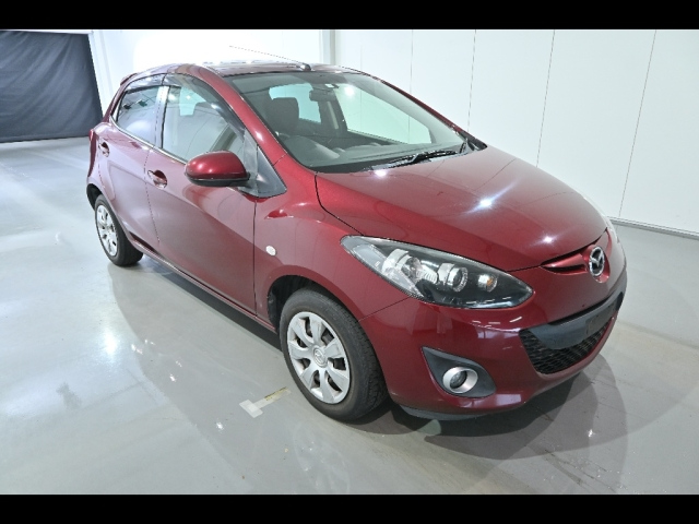 MAZDA DEMIO 2012